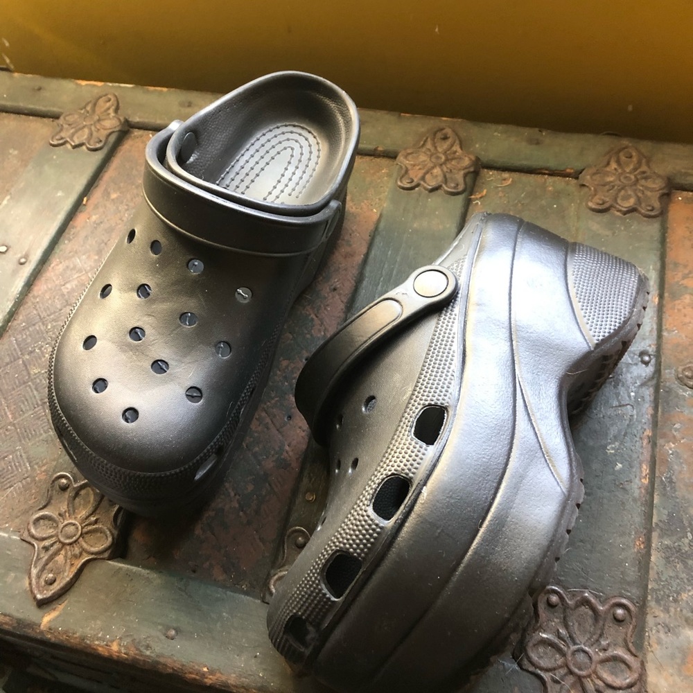 SOLD- Cape Robbin Platform Gardener